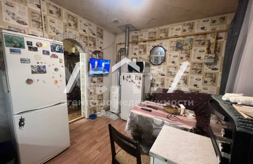 Продажа 3х комнатной кв. с земельным участком в Кольчугинском р-не д. Петрушино