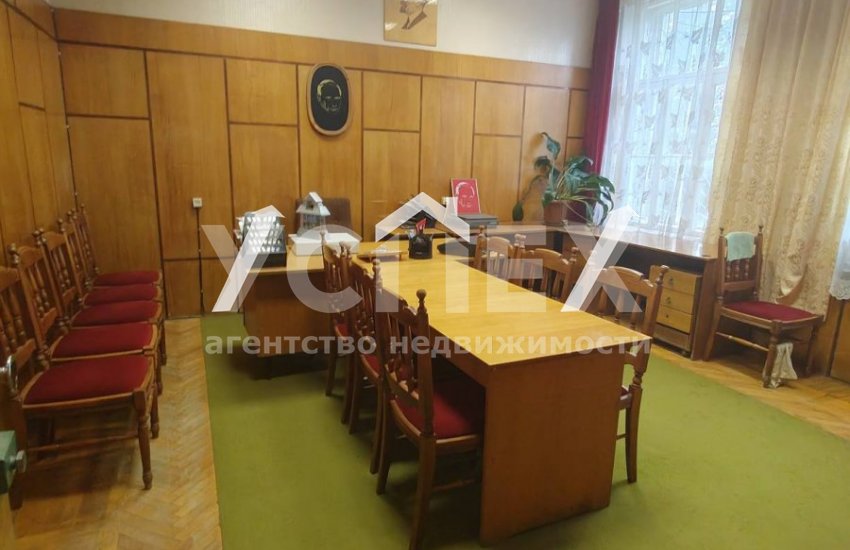 Продажа нежилого помещения г. Кольчугино ул. 6 Линия д. 31