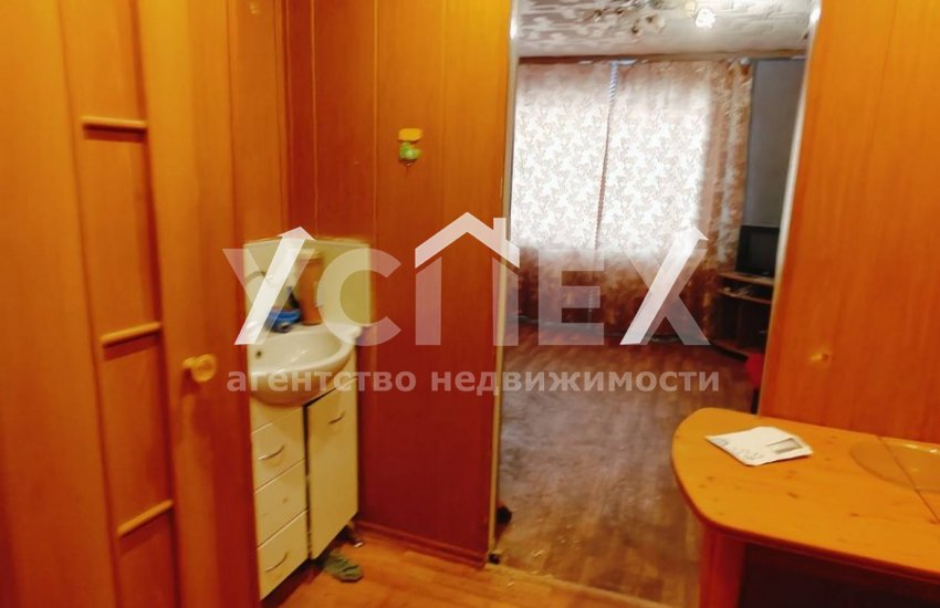 Продажа комнаты г.Кольчугино ул.50 лет Октября д.5а